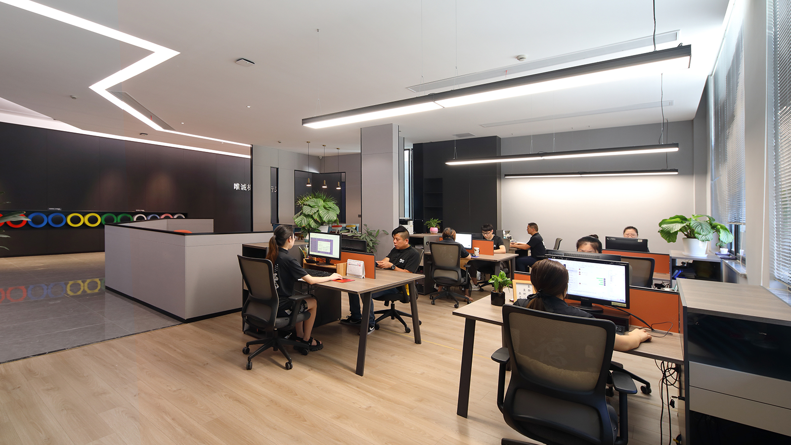 Dentro de la empresa4